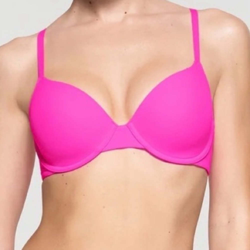 SKIMS Neon Orchid 
scoop plunge bra